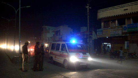 India: stuprarono, uccisero e fecero a pezzi una 21enne, condannati a morte