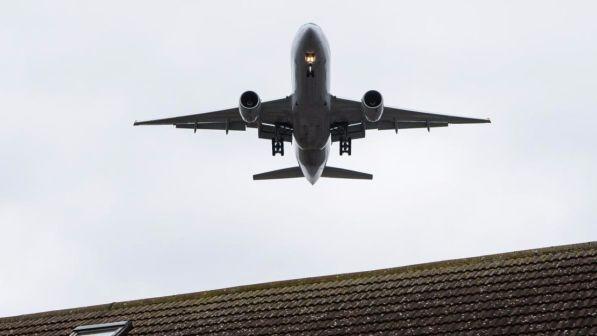Londra, evacuato terminal 3 di Heathrow per un allarme incendio