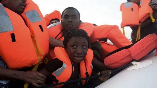 Migranti,meno morti sulla rotta verso l'Italia: da 212 a 23 nel 2018