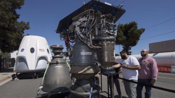 Florida, lanciata la capsula Dragon della SpaceX
