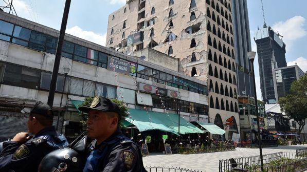 Terremoto in Messico: almeno 5 morti a Puebla per crolli edifici