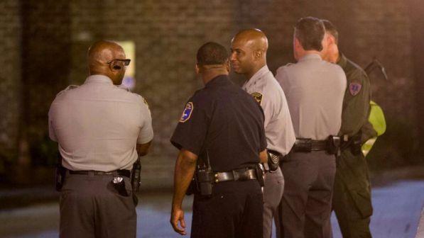Usa: lavapiatti licenziato uccide il cuoco, polizia gli spara per liberare ostaggi