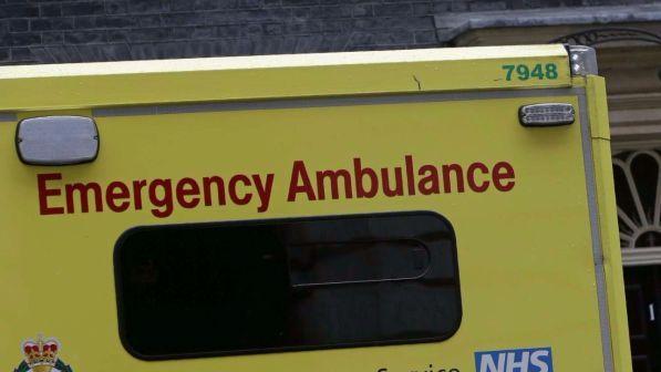 Manchester: una donna e tre bambini morti in un incendio