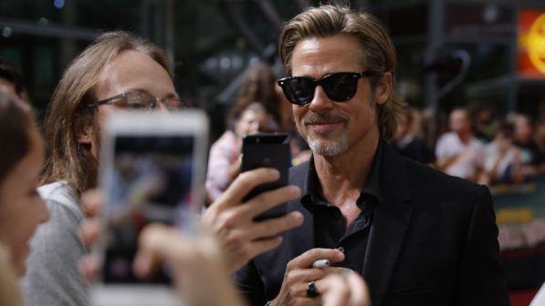 Brad Pitt confessa: "Ho frequentato gli Alcolisti Anonimi: ero precipitato nell'oblio"
