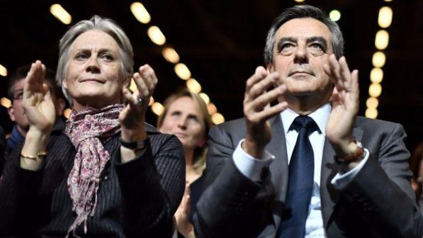 Francia, il candidato Fillon e la moglie interrogati dai giudici