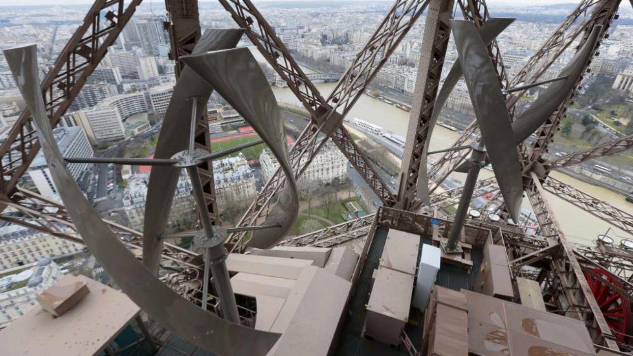 La Torre Eiffel diventa 