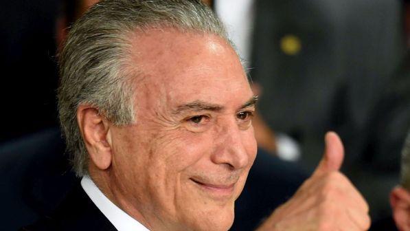 Brasile, presidente Temer si salva: mancano voti per impeachment
