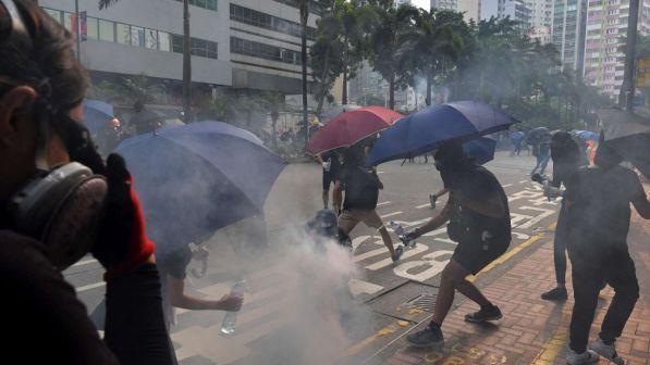 La Cina ha più che raddoppiato le truppe a Hong Kong
