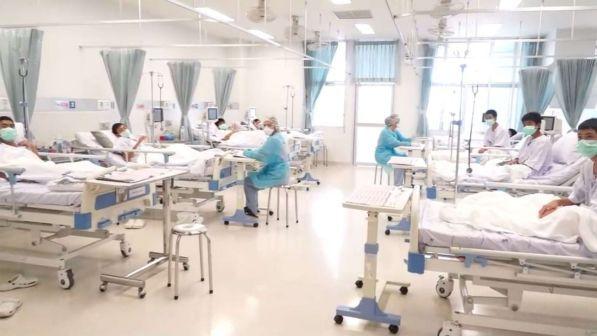 Thailandia, Hollywood vuole girarci un film ma il governatore dice: "Sono solo ragazzi, lasciamoli tornare a scuola"