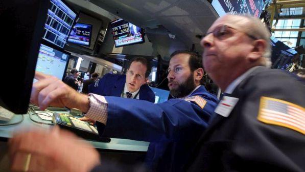 Wall Street chiude in ribasso: Dow Jones -0,77%, Nasdaq -0,67%