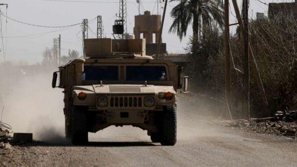 Trump: l'Europa si riprenda i foreign fighters dell'Isis o li libero