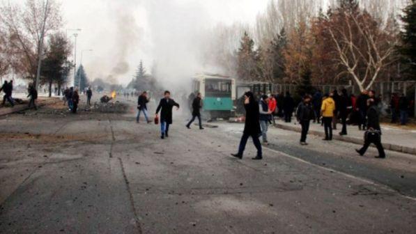 Attentato in Turchia: 4 morti e 13 feriti per esplosione bomba