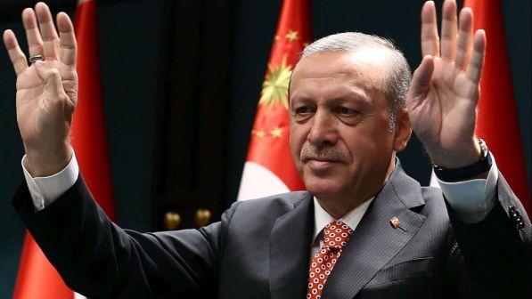Turchia, parlamento vota riforma che porta verso presidenzialismo