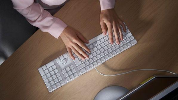 Eurostat: italiani quartultimi in Ue per l'utilizzo di internet