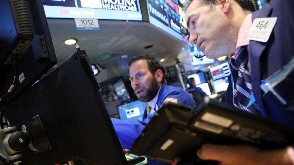 Wall Street chiude contrastata: Down Jones +0,24%, Nasdaq -1,05%