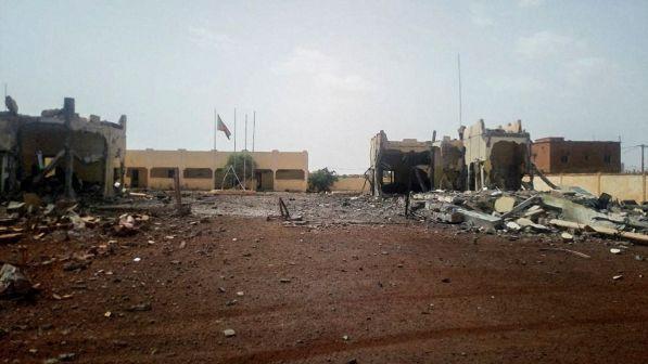Mali, almeno 6 morti in attentato contro quartier generale G5