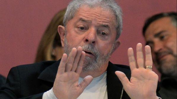 Brasile, respinte 143 richieste di scarcerazione ex presidente Lula