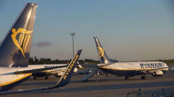 I ministri del Lavoro Ue a Ryanair: "Rispettare le leggi locali"