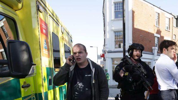 Esplosione Londra, Scotland Yard: "Attentato terroristico"