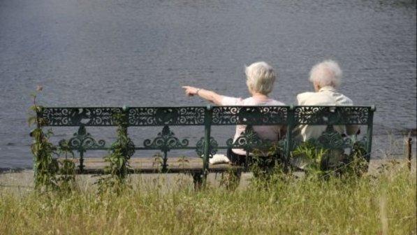 Boom di pensioni in Italia, studio: un assegno per ogni famiglia