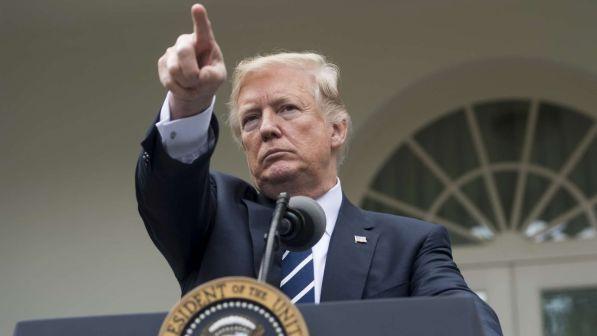 Trump: "Abbattuto drone iraniano in stretto Hormuz per difenderci"