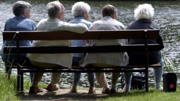 Manovra, ridotto l'adeguamento per le pensioni oltre 1.500 euro | Ecco i tagli previsti per quelle dʼoro