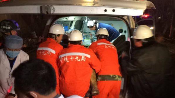 Cina, incendio in un edificio residenziale: almeno 22 morti