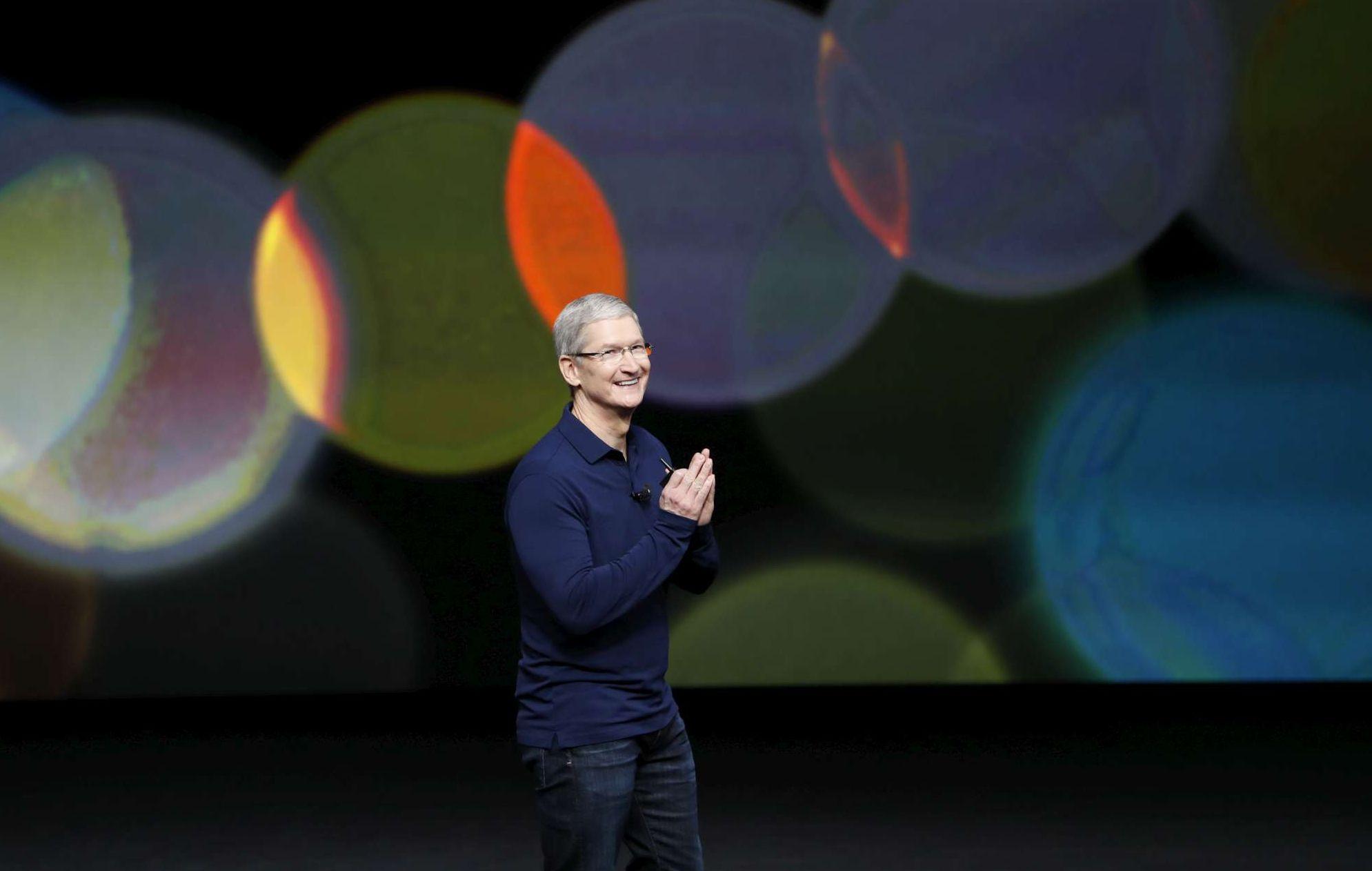Apple presenta i nuovi iPhone: attesi tre modelli. I particolari del Gather round