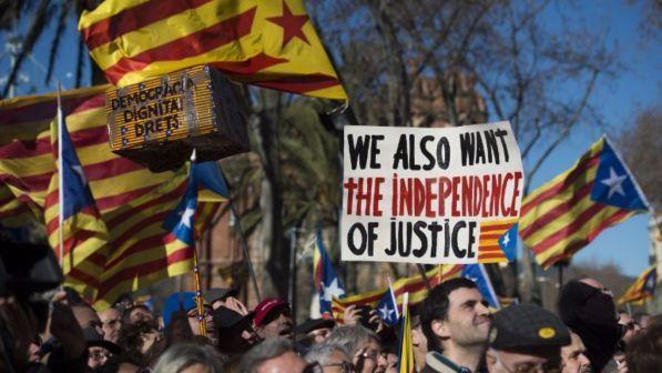 Catalogna, Spagna non esclude uso norma su sospensione autonomia