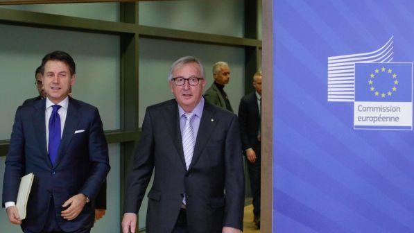 Manovra, Conte: "Mai pensato al 2,4% come sfida all'Europa, trattiamo a oltranza"