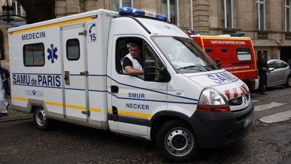 Migranti, 15enne vivo dopo due giorni nel motore di un pullman