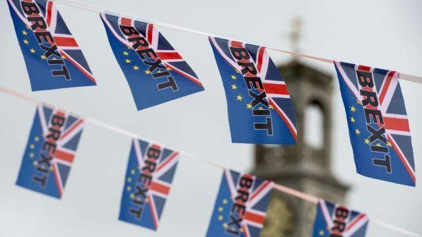 Brexit, Tusk: "Il piano May per un accordo con l'Ue non funzionerà"