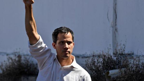 Venezuela, Usa: "Guaidò non si tocca, altrimenti serie conseguenze"