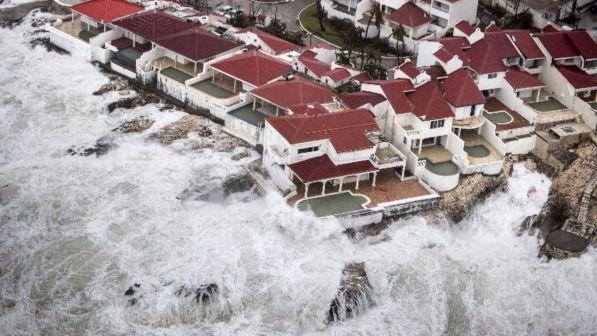 Irma, turisti in fuga da Cuba: evacuati in 51mila