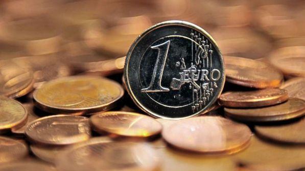 Chiede maternità nel 1990, ma ottiene indennità dopo "soli" 28 anni | Odissea giudiziaria per 3.200 euro