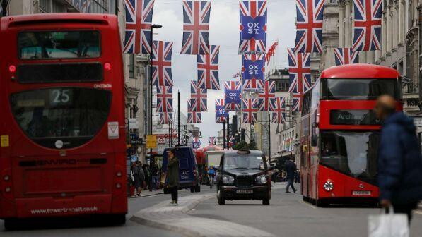 Londra, arrivano gli autobus che vanno a caffè