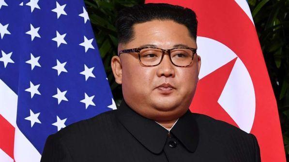 Corea del Nord, Kim Jong Un supervisiona test "arma tattica"