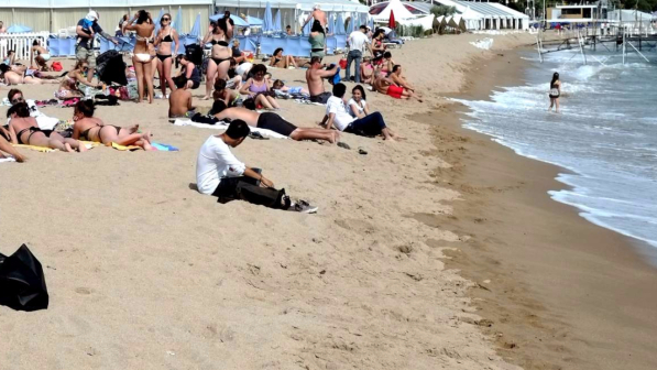Ragusa: bimba rapita in spiaggia, ascoltati genitori della piccola