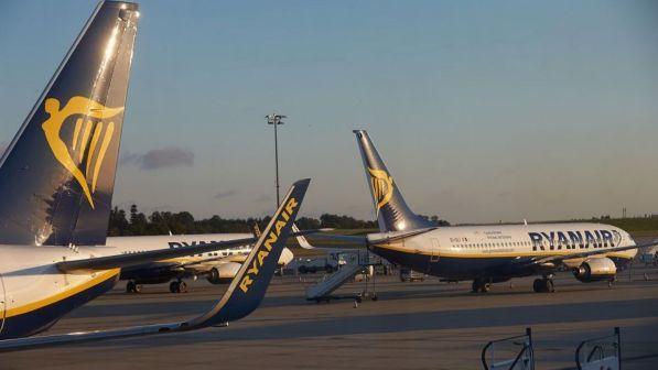 Ryanair, denuncia ad antitrust Ue contro le compagnie concorrenti