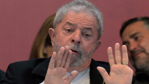 Scandalo Petrobras, l'ex presidente Lula prelevato dalla polizia brasiliana