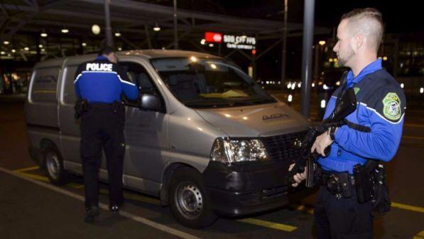 Migranti, la Svizzera rafforzerà i controlli alle frontiere