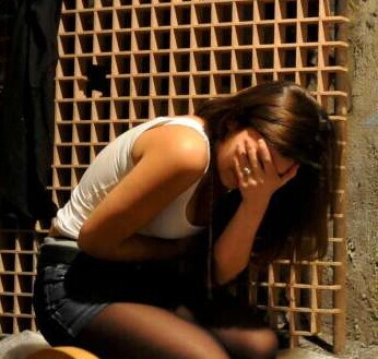 stupro violenza minori cellulare porno molestie abusi telefonino sesso