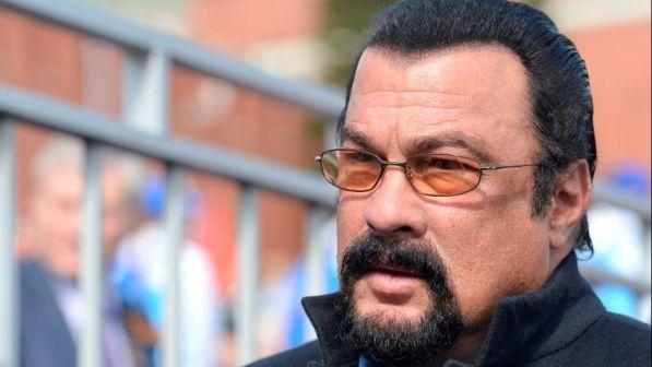 Steven Seagal filo-Putin, star di una reality in Russia