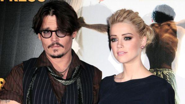 Johnny Depp fa causa all'ex moglie: "Ha mentito sugli abusi" | E chiede un maxi-risarcimento da 50 milioni
