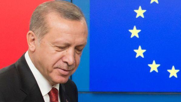 Erdogan: Turchia potrebbe non ratificare accordo di Parigi sul clima