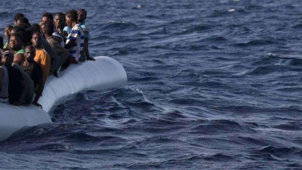 Lampedusa, sbarcati 14 migranti