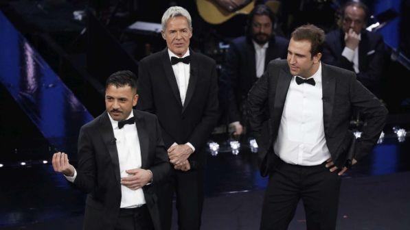 Sanremo 2019, va in scena la satira e Salvini twitta: "Evviva Sanremo"