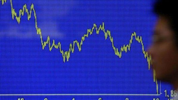 Tokyo, la Borsa apre in ribasso: l'indice Nikkei perde lo 0,49%