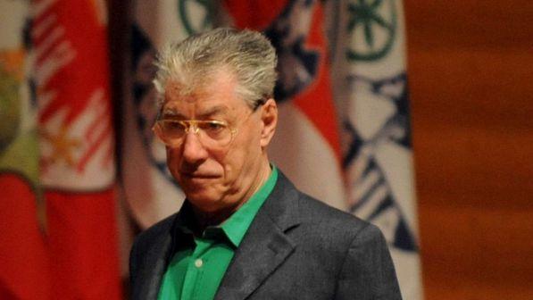 Umberto Bossi chiede l'affidamento ai servizi sociali per evitare il carcere