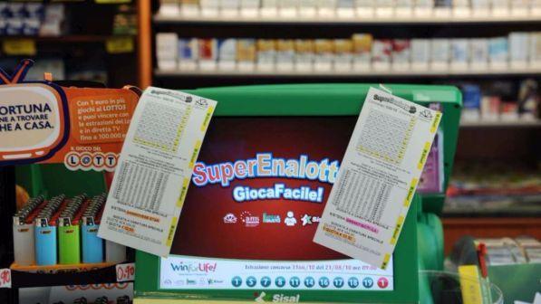 Superenalotto, la combinazione vincente: 16, 19, 38, 40, 58, 79
